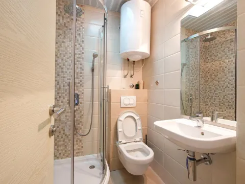 Sale, two bedroom apartment, 75m², Budva, Crna Gora - image 3