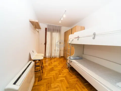 Izdavanje, dvosoban stan, 75m², Pobrežje, Podgorica - image 8