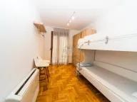 Izdavanje, dvosoban stan, 75m², Pobrežje, Podgorica - image 8