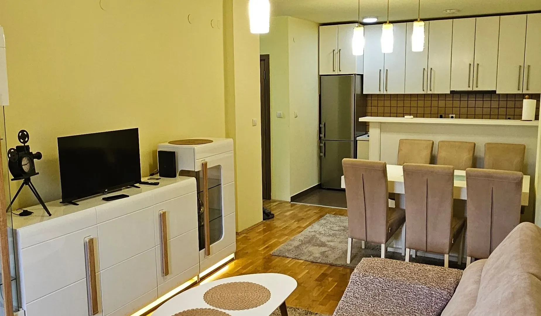 Izdavanje, trosoban stan, 65m², Nova Pazova, Stara Pazova