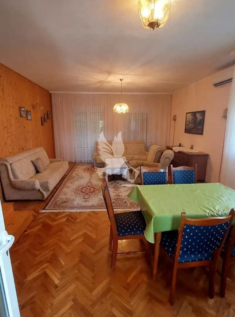Sale, house, 237m², Koraćica, Mladenovac