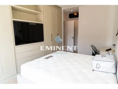 Prodaja, četvorosoban stan, 110m², Savski Venac, Beograd - image 15