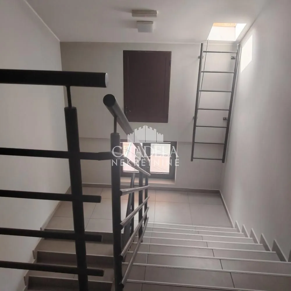 Sale, two bedroom apartment, 35m², Šumice, Beograd