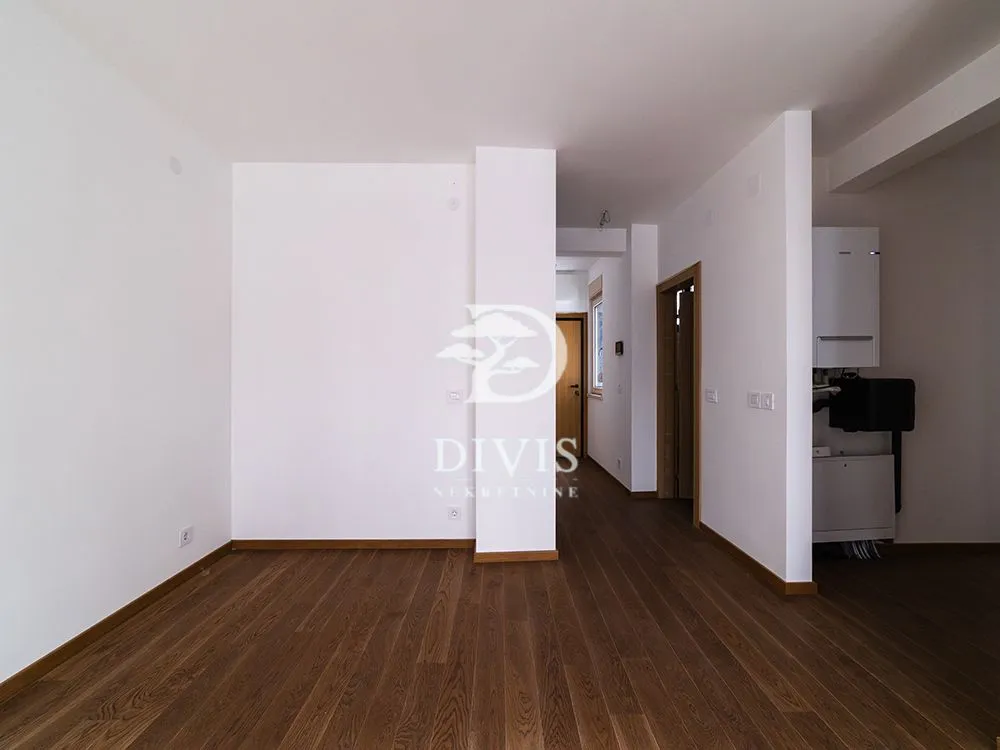 Sale, four bedroom apartment, 71m², Vračar Hram, Vračar Sve Podlokacije