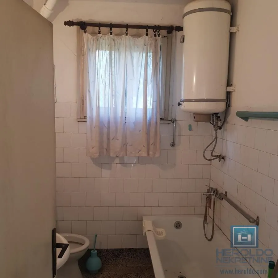 Prodaja, kuća, 200m², Bujanovac, Srbija