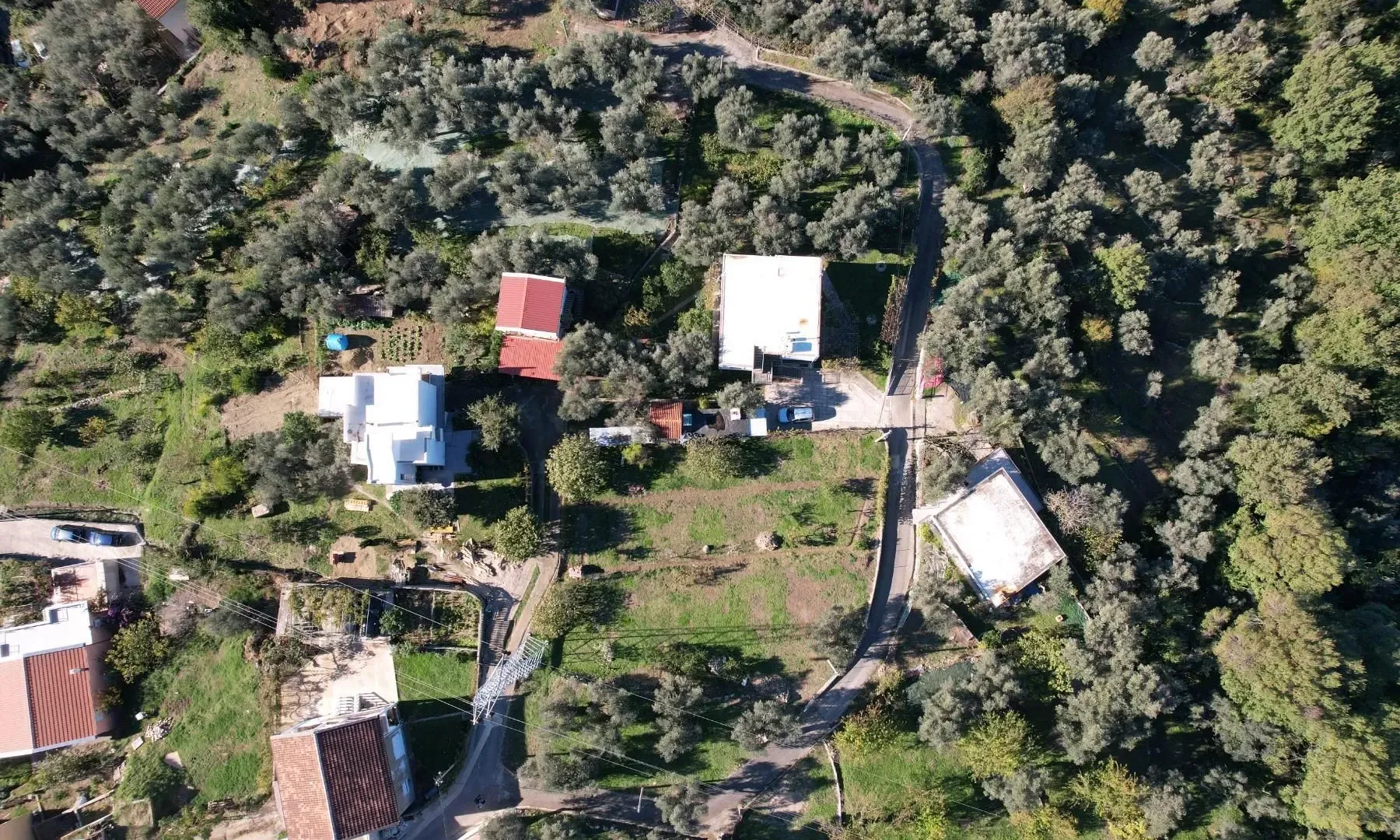 Prodaja, plac, 2400m², Bar, Crna Gora