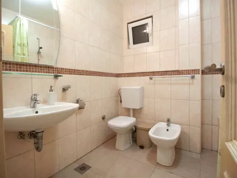 Sale, one bedroom apartment, 69m², Rafailovići, Budva - image 18