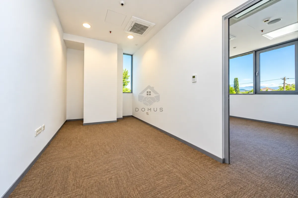 Rent, office space, 600m², Donja Gorica, Podgorica