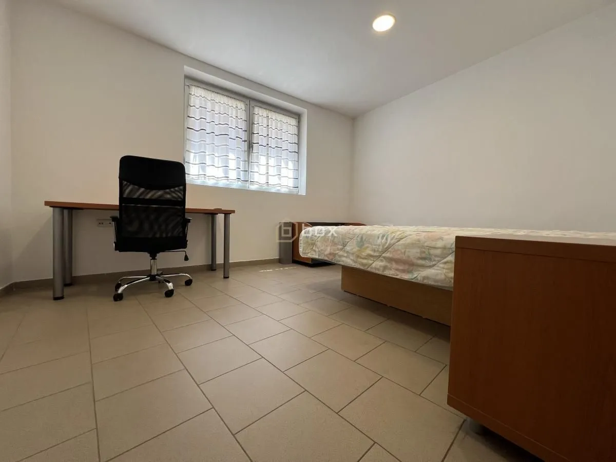 Prodaja, kuća, 174m², Medijana, Niš