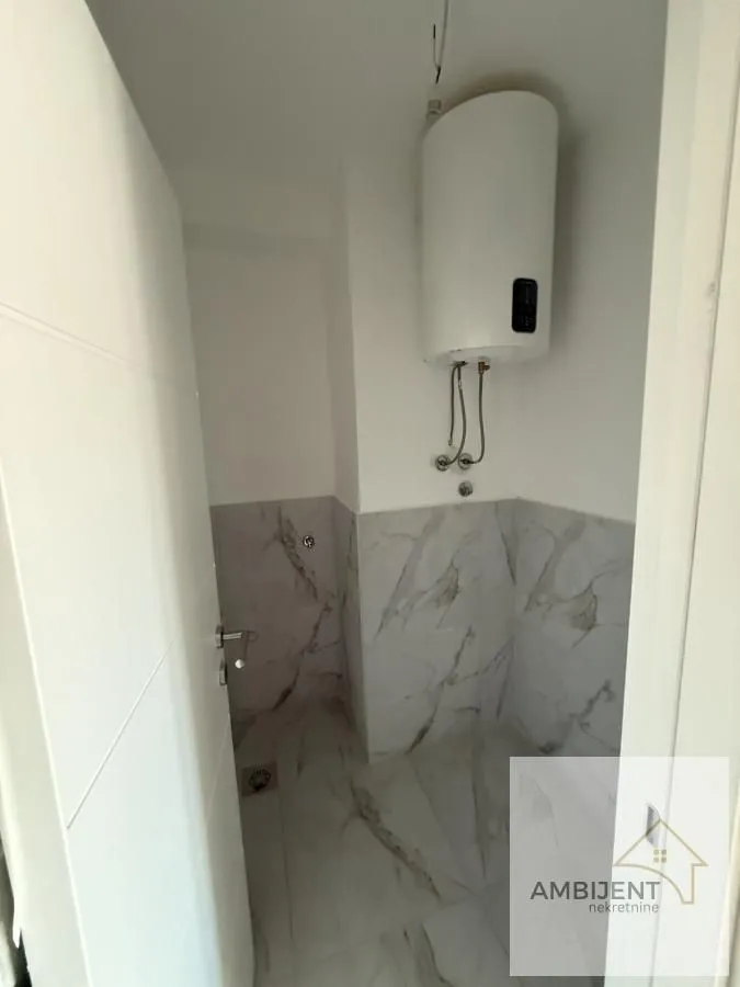 Izdavanje, trosoban stan, 69m², Nova Pazova, Stara Pazova