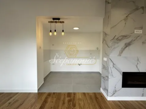 Prodaja, četvorosoban stan, 110m², Centar, Novi Sad - image 7