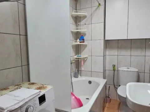 Izdavanje, dvosoban stan, 65m², Blok 9, Podgorica - image 6