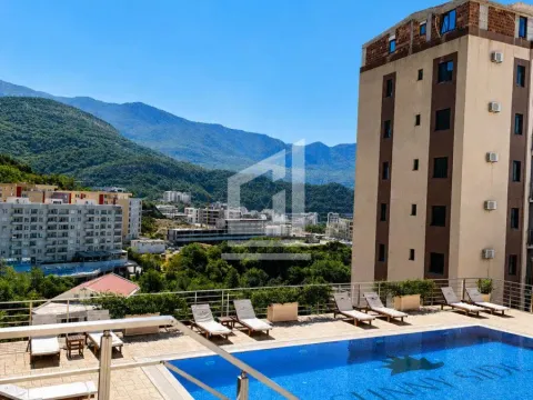 Sale, one bedroom apartment, 35m², Bečići, Budva - image 1