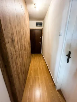 Izdavanje, dvosoban stan, 75m², Blok 6, Podgorica - image 11