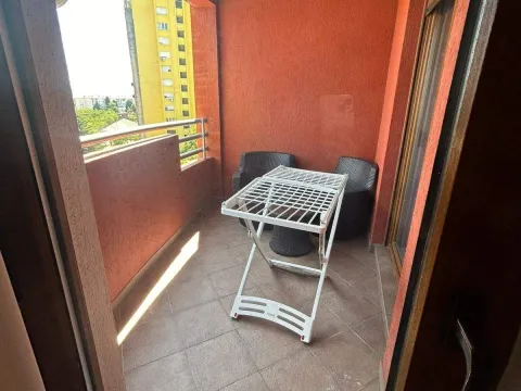 Izdavanje, jednosoban stan, 55m², Tuški Put, Podgorica - image 4