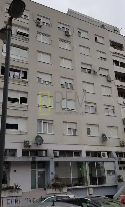 Izdavanje, dvosoban stan, 61m², Preko Morače, Podgorica