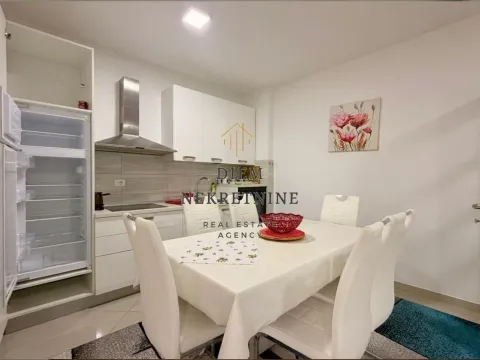 Rent, one bedroom apartment, 59m², Šušanj, Bar - image 3
