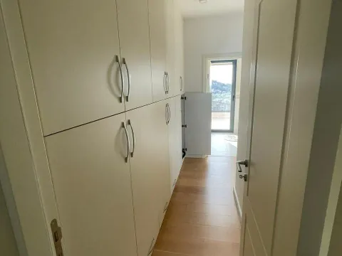 Izdavanje, dvosoban stan, 159m², Donja Lastva, Tivat - image 6