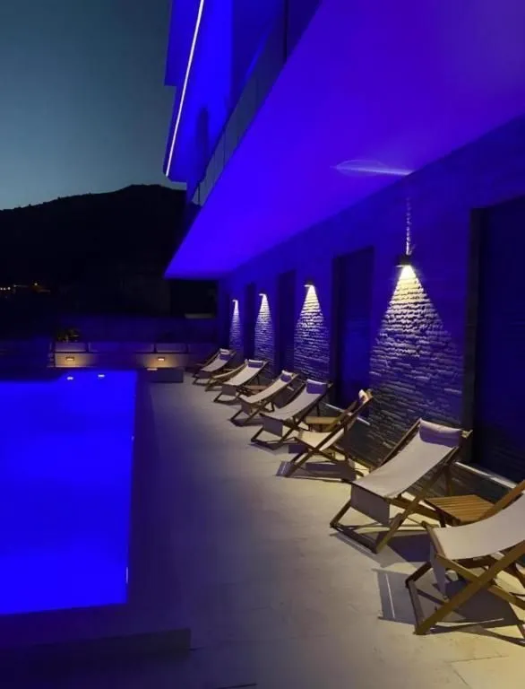 Rent, one bedroom apartment, 40m², Bečići, Budva