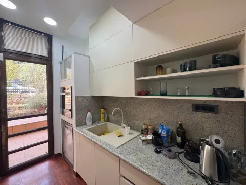 Izdavanje, kuća, 270m², Gorica C, Podgorica - image 15