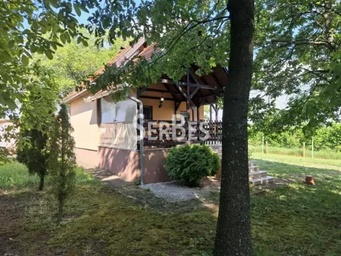 Prodaja, kuća, 45m², Maradik, Inđija - image 18