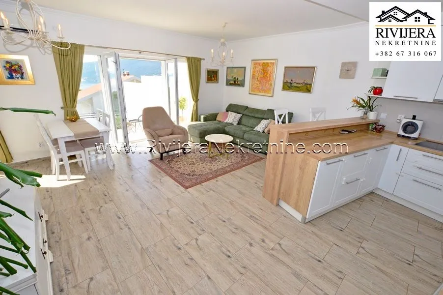 Prodaja, dvosoban stan, 70m², Baošići, Herceg Novi
