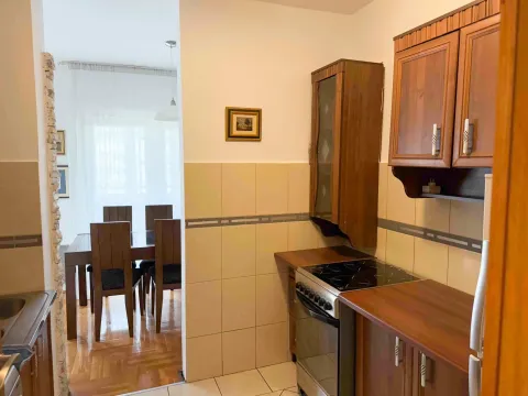 Izdavanje, dvosoban stan, 76m², Stari Aerodrom, Podgorica - image 6