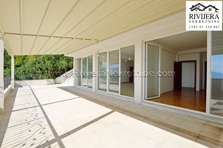 Prodaja, dvosoban stan, 139m², Topla, Herceg Novi