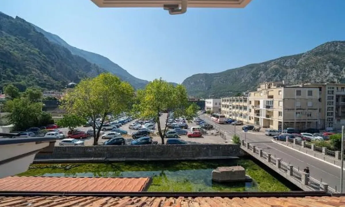 Prodaja, jednosoban stan, 57m², Kotor, Crna Gora