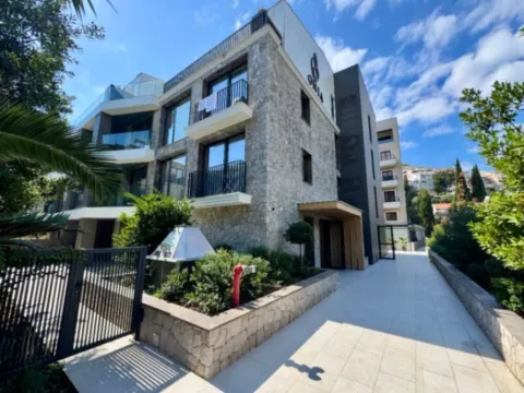 Daily-rent, one bedroom apartment, 56m², Centar, Budva - image 13