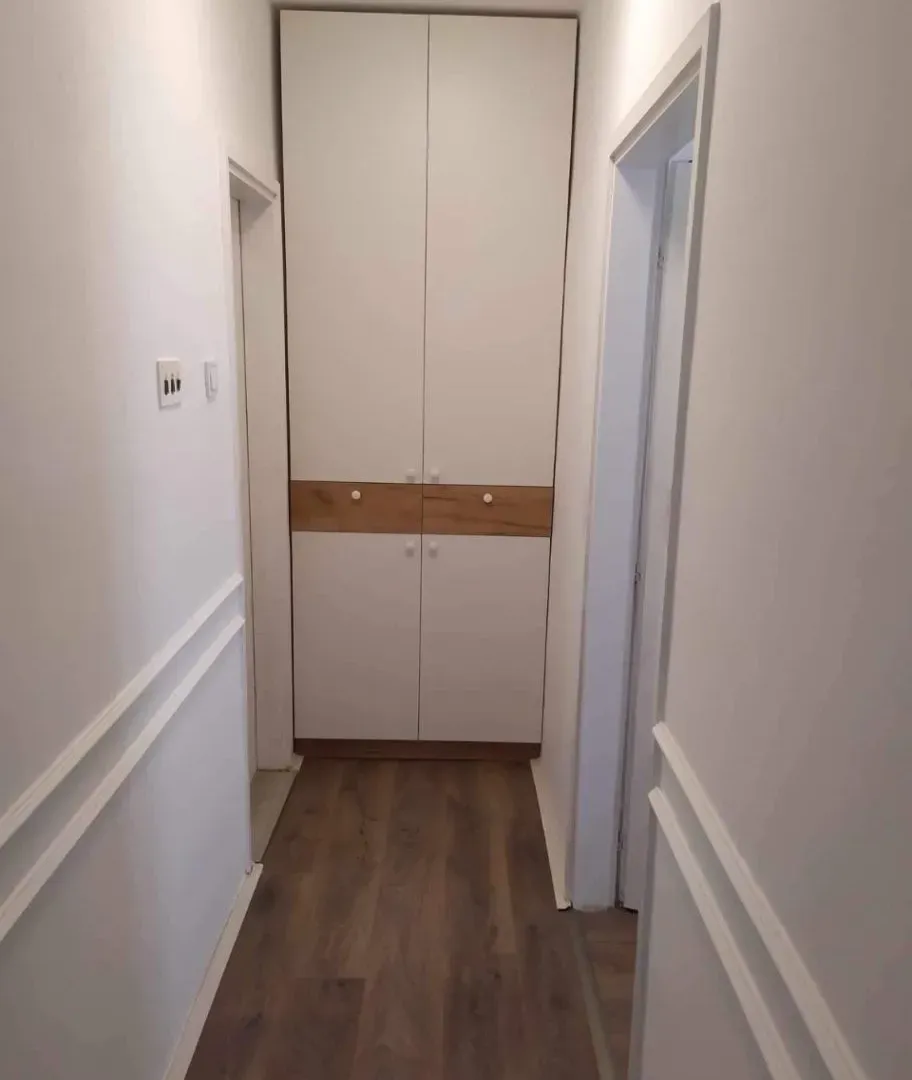 Izdavanje, jednosoban stan, 45m², Adok, Budva