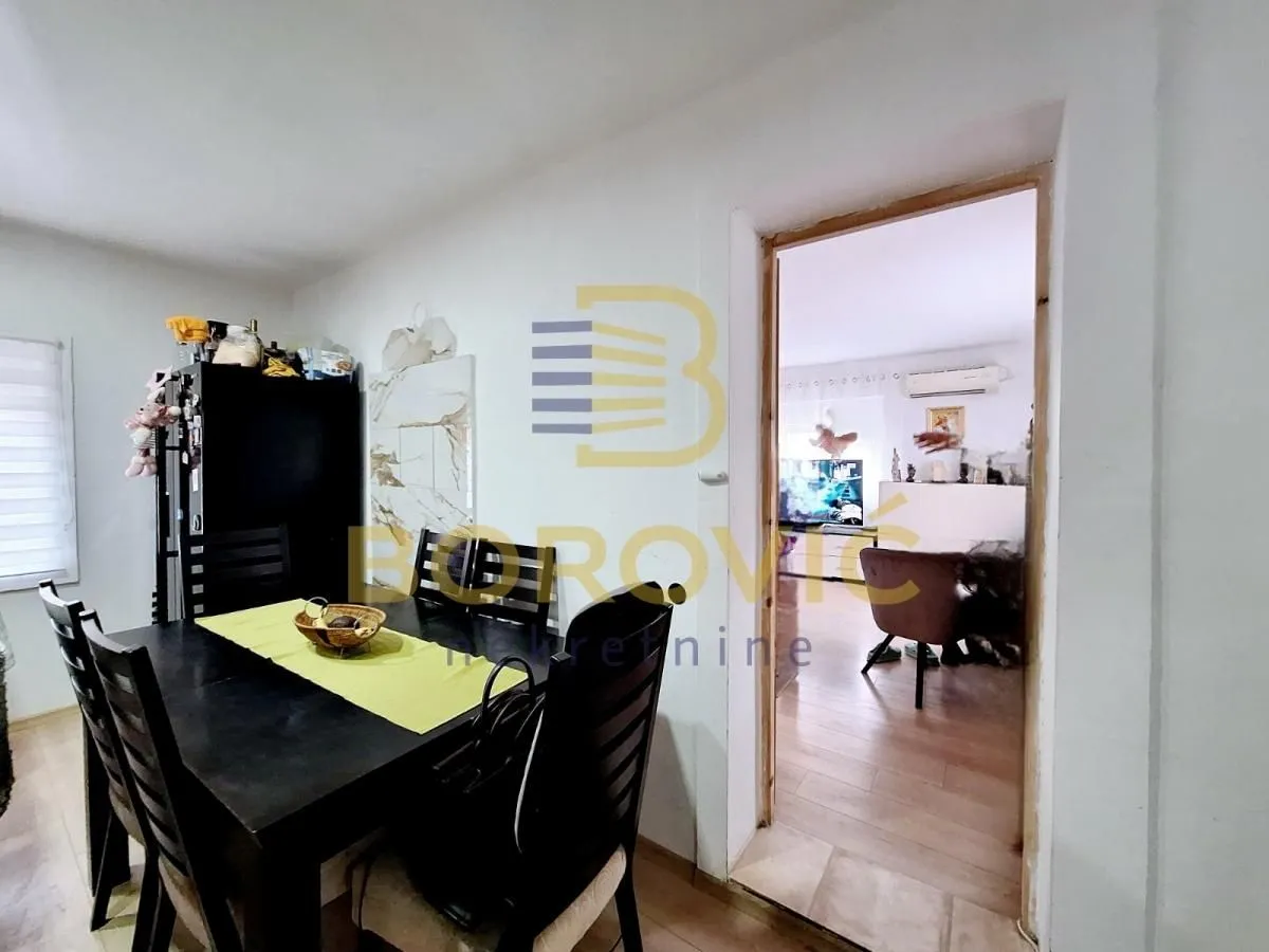 Sale, house, 80m², Voždovac Sve Podlokacije, Beograd