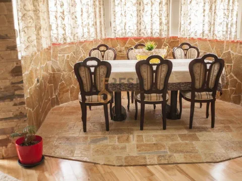 Sale, house, 400m², Ostalo, Podgorica - image 4