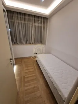 Rent, four bedroom apartment, 148m², Savski Venac, Beograd - image 17
