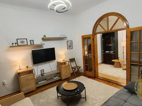 Izdavanje, jednosoban stan, 35m², Stari Grad, Beograd - image 3