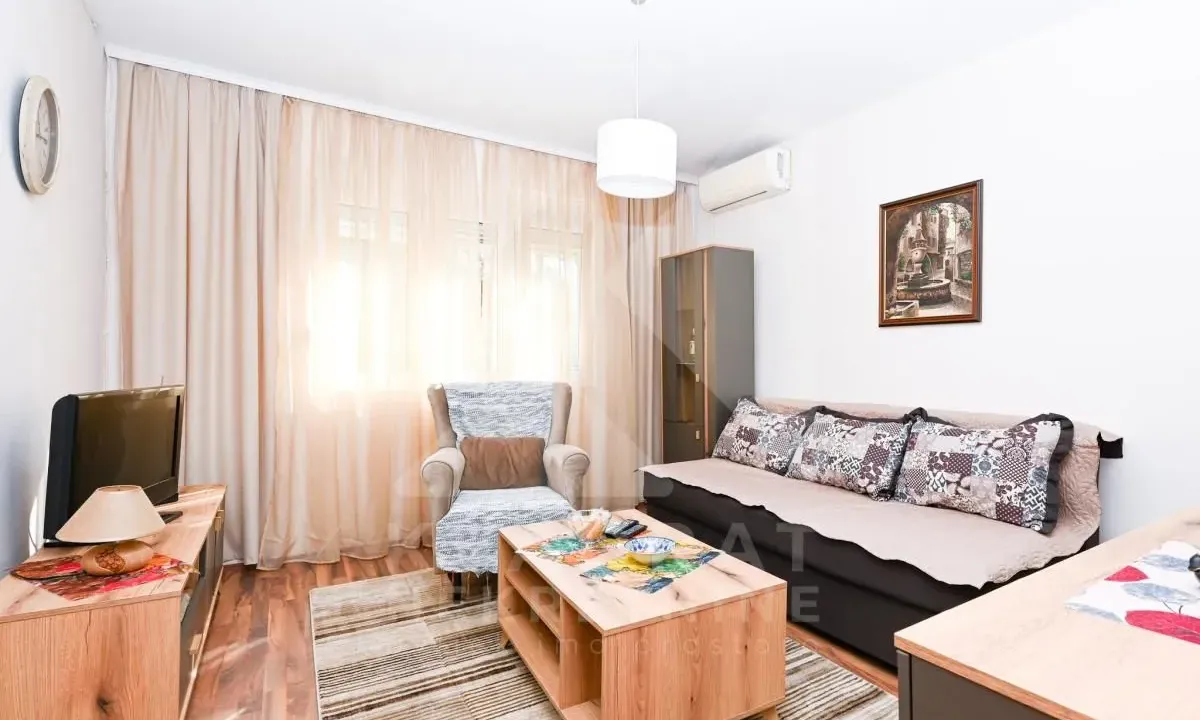 Rent, studio apartment, 25m², Autobuska stanica, Podgorica