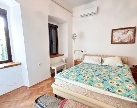 Izdavanje, trosoban stan, 114m², Stara Varoš, Podgorica - image 10