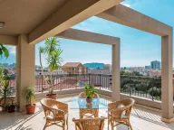 Prodaja, trosoban stan, 215m², Centar, Budva - image 1