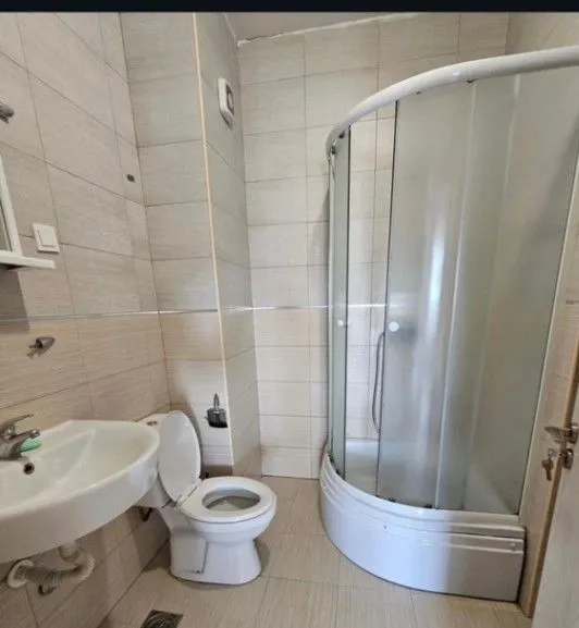Izdavanje, jednosoban stan, 42m², Tuški Put, Podgorica