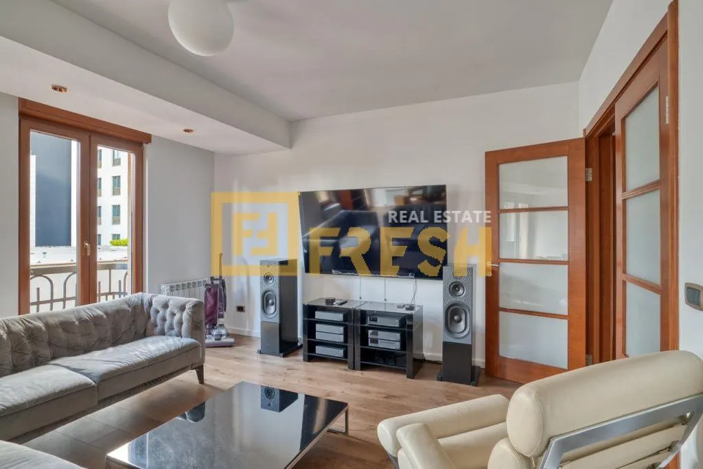 Rent, two bedroom apartment, 90m², Centar, Podgorica