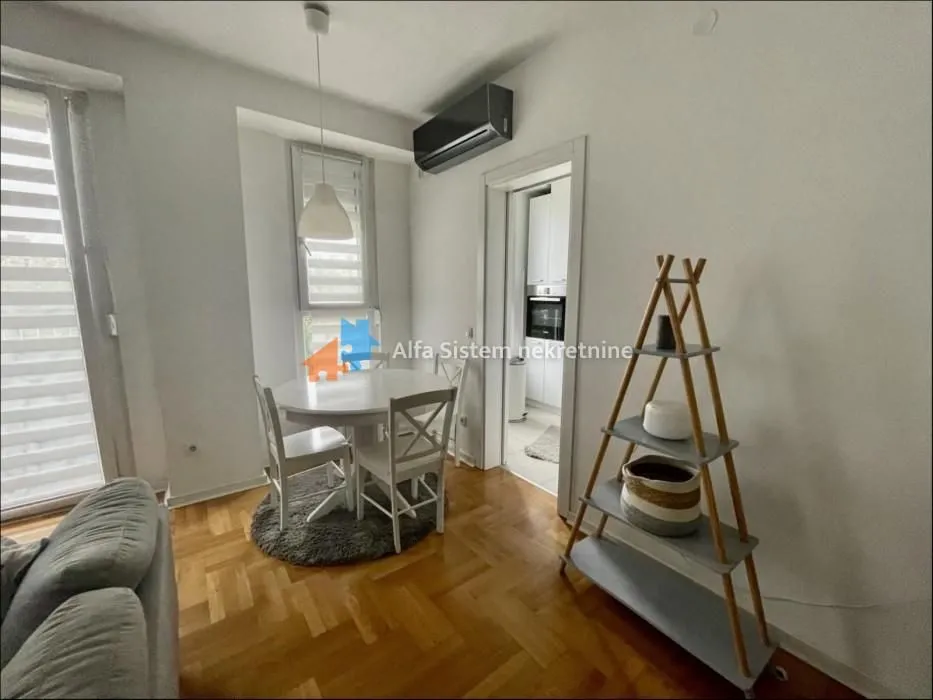 Rent, two bedroom apartment, 58m², Novi Beograd Blok 63, Novi Beograd Sve Podlokacije
