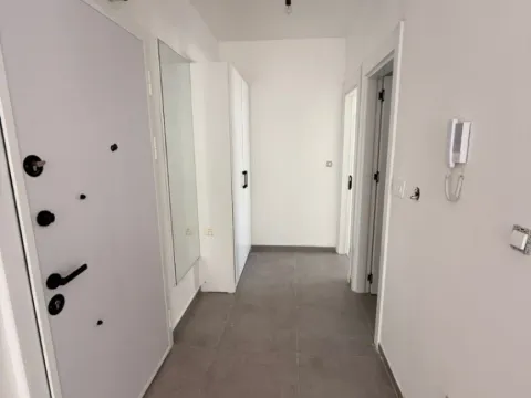 Prodaja, jednosoban stan, 43m², Podkošljun, Budva - image 10