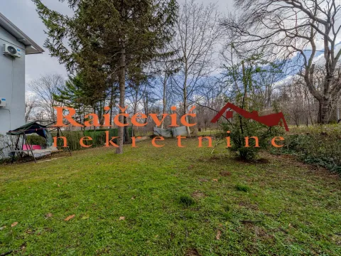 Prodaja, kuća, 211m², Savski Venac, Beograd - image 1