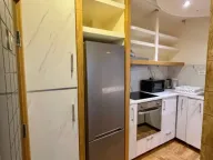 Izdavanje, trosoban stan, 95m², Južni Bulevar, Vračar Sve Podlokacije - image 10