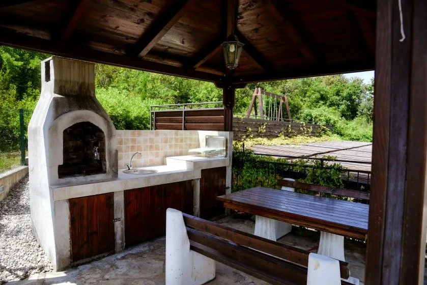Prodaja, dvosoban stan, 74m², Đuraševići, Tivat