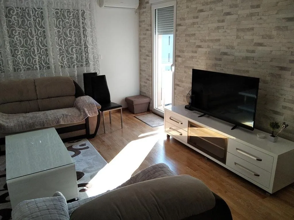 Rent, two bedroom apartment, 70m², Dalmatinska ulica, Podgorica