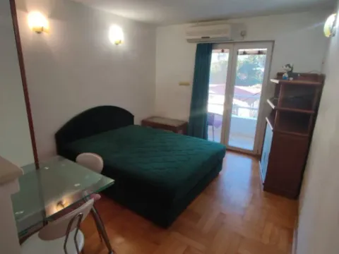 Rent, apartment, 24m², Rafailovići, Budva - image 2