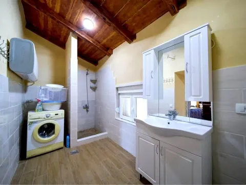 Sale, house, 208m², Obzovica, Cetinje - image 13