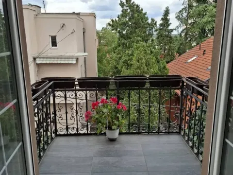 Prodaja, dvosoban stan, 70m², Senjak, Beograd - image 10