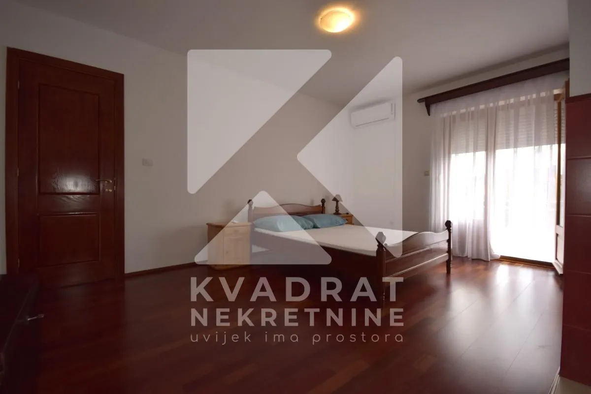 Rent, house, 200m², Dalmatinska ulica, Podgorica
